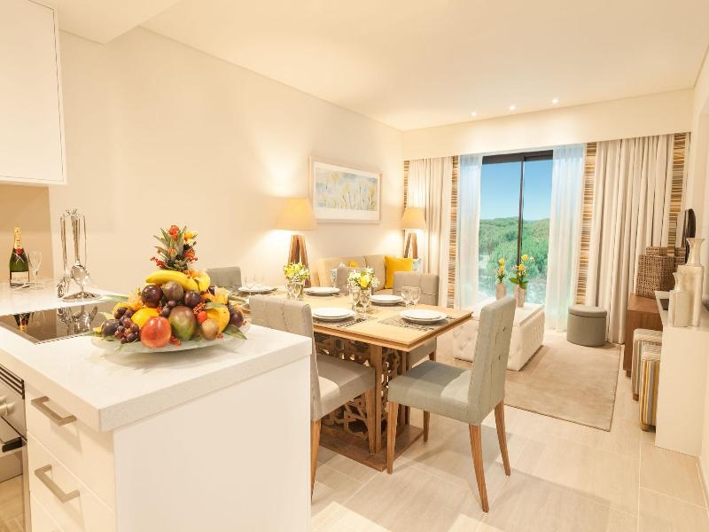 Pine Cliffs Gardens - Oda