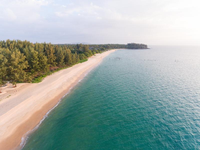 Santhiya Phuket Natai Resort and Spa - Plaj