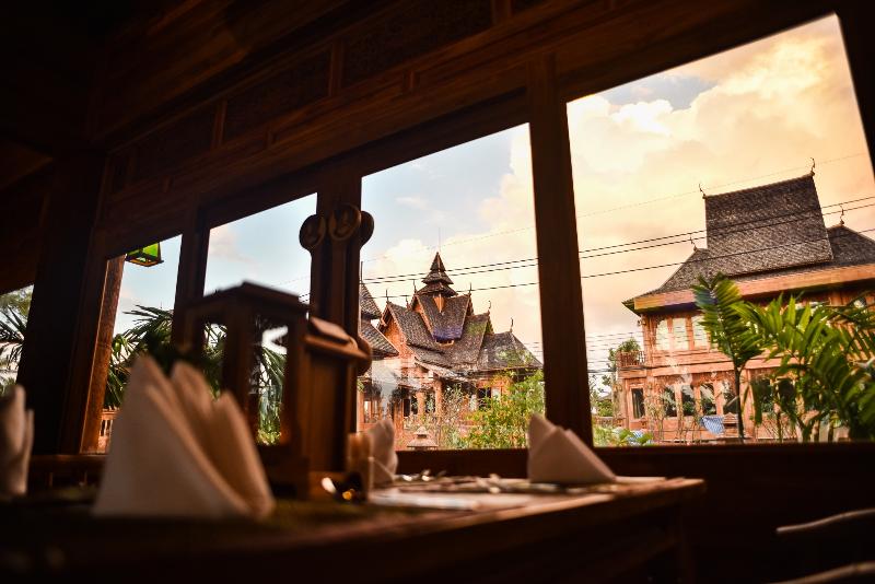 Santhiya Phuket Natai Resort and Spa - Restoran