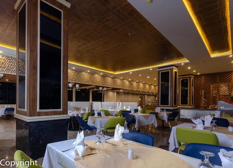 Titanic Royal - Restoran