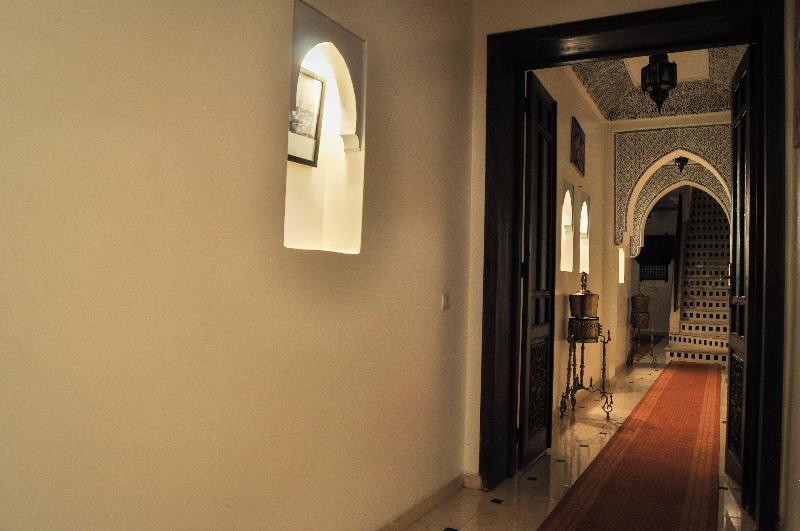 Riad Jibril - Lobi