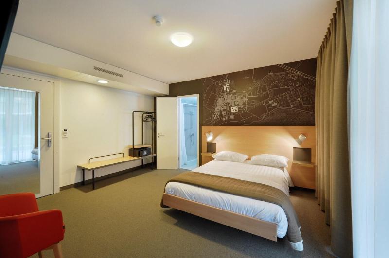 Swisstech Hotel - Oda