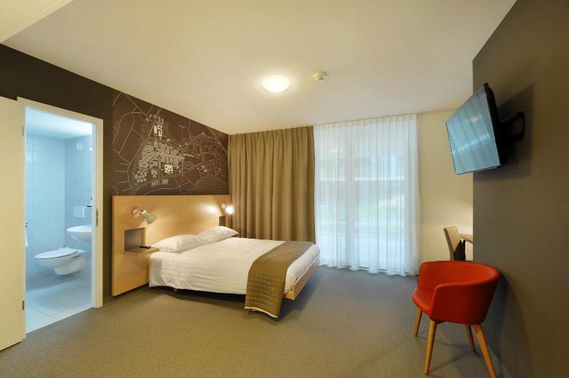 Swisstech Hotel - Oda