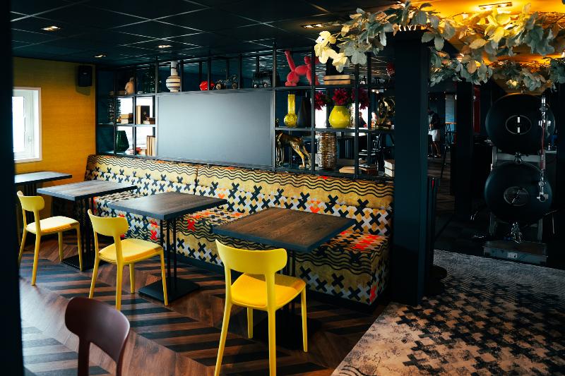 Botel - Restoran