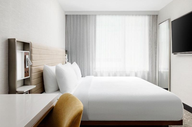 Fairfield Inn Suites New York Manhattan Times Squa - Oda