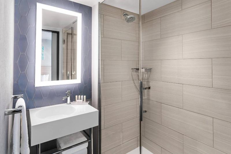 Fairfield Inn Suites New York Manhattan Times Squa - Oda