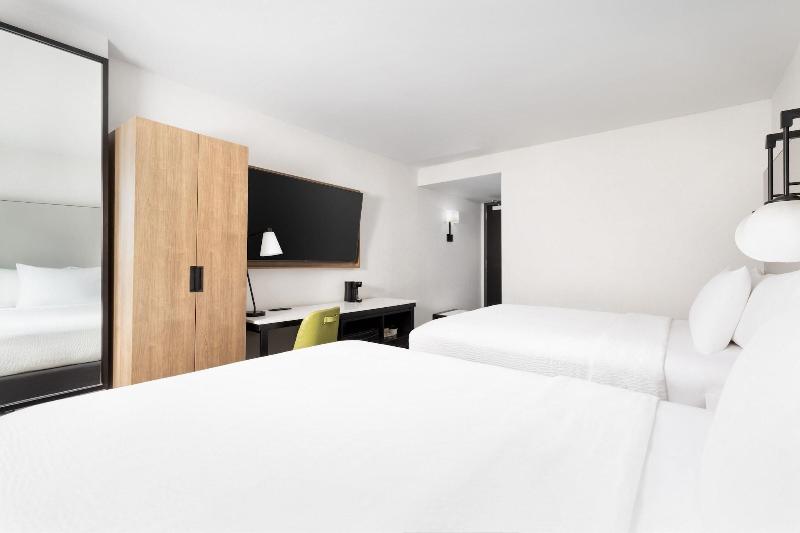 Fairfield Inn Suites New York Manhattan Times Squa - Oda
