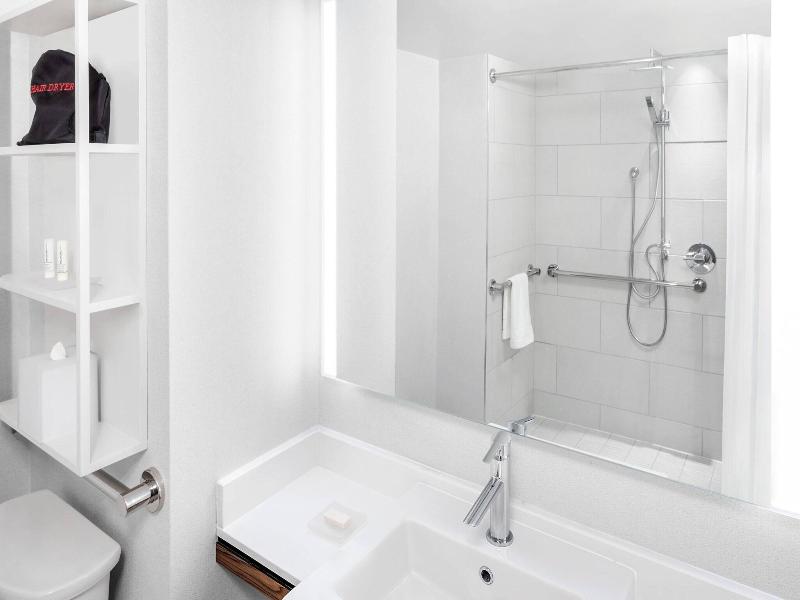 Fairfield Inn Suites New York Manhattan Times Squa - Oda