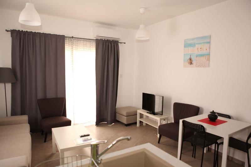 Polyxeni Hotel Apartments - Oda