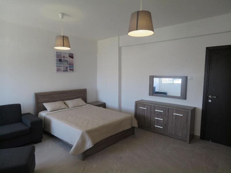 Polyxeni Hotel Apartments - Oda