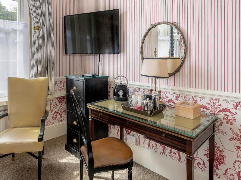 Royal Hotel - Genel