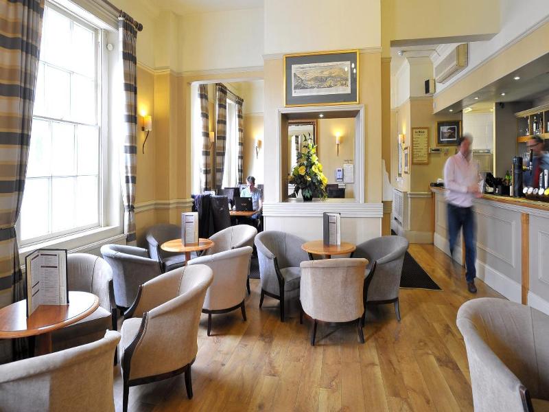 Royal Hotel - Genel