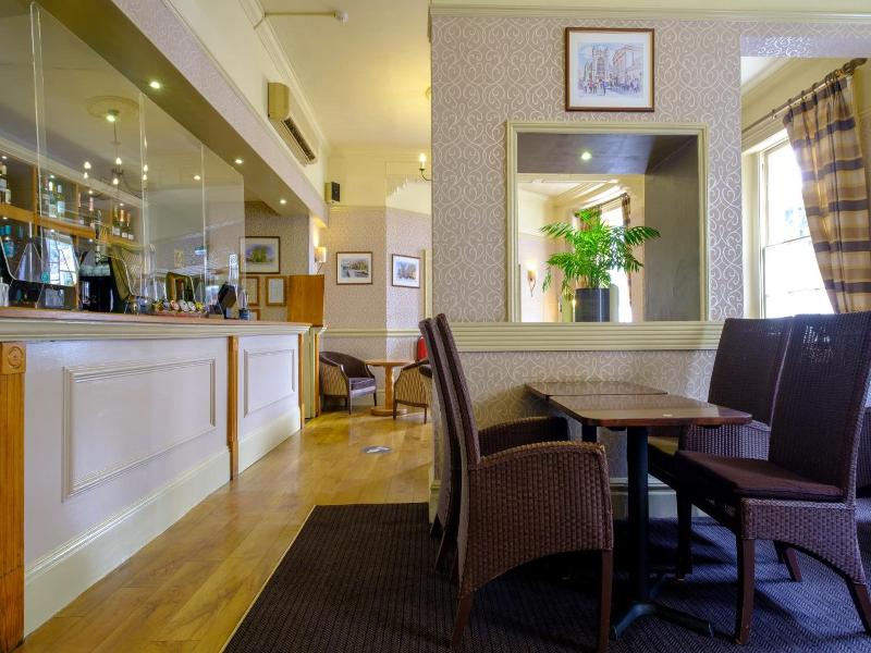 Royal Hotel - Genel