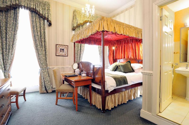 Royal Hotel - Oda