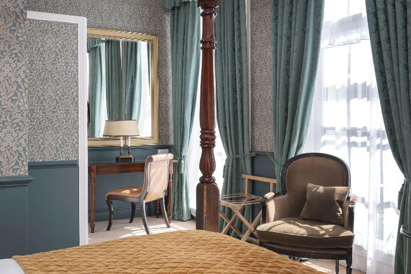 Royal Hotel - Oda