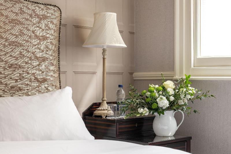 Royal Hotel - Oda