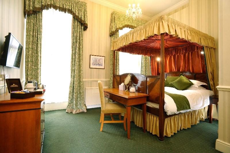 Royal Hotel - Oda
