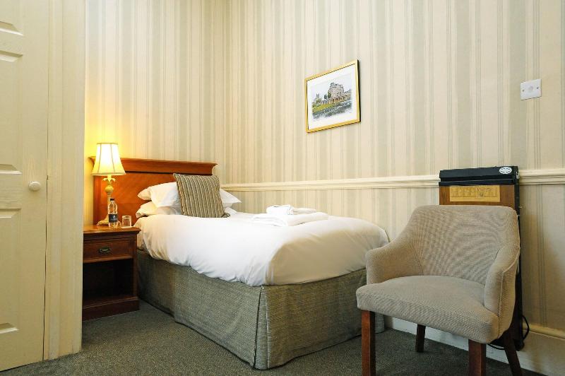 Royal Hotel - Oda