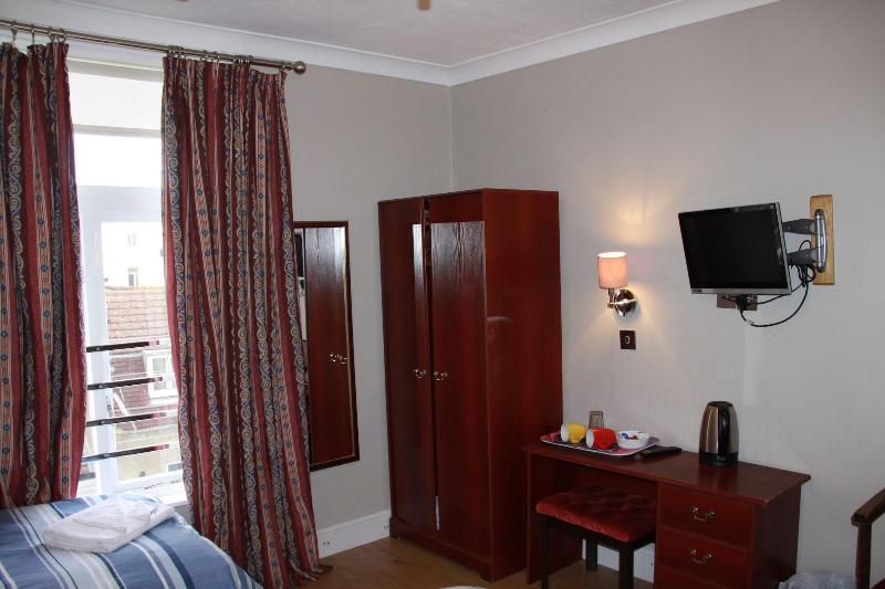 Ambassador Hotel - Oda