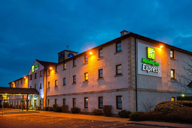 Holiday Inn Express Perth - Genel