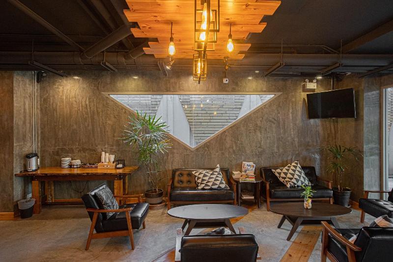 Ecoloft Hotel - Lobi