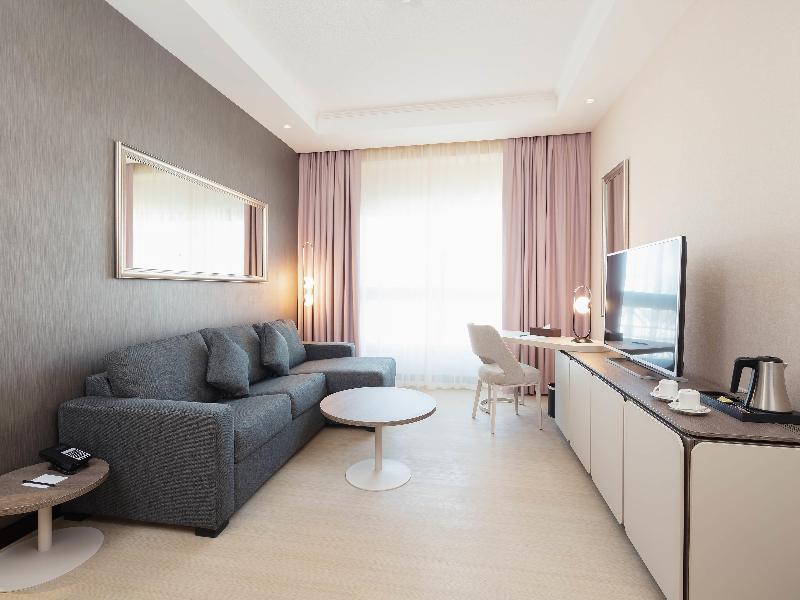 Barceló Al Jaddaf, Dubai - Oda
