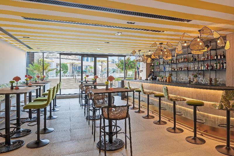 Barceló Al Jaddaf, Dubai - Restoran