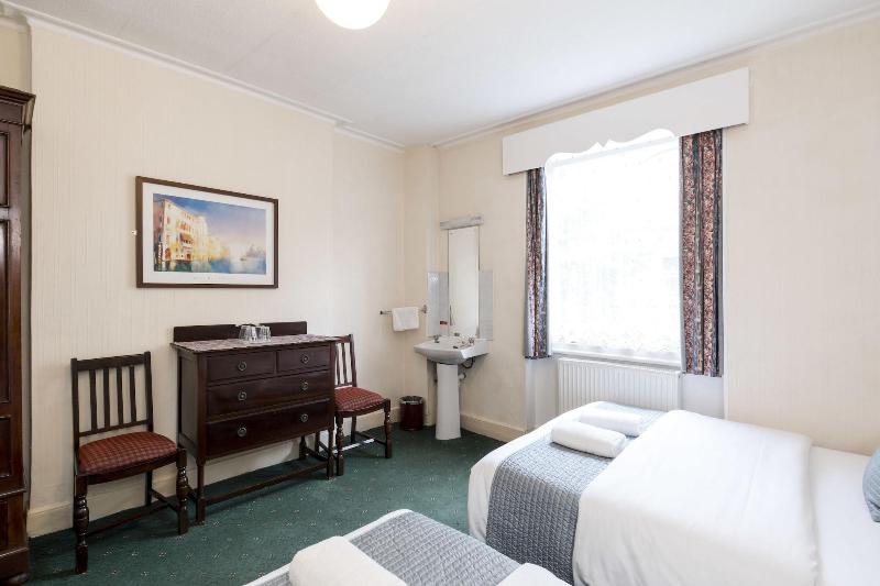 St Athans Hotel - Oda