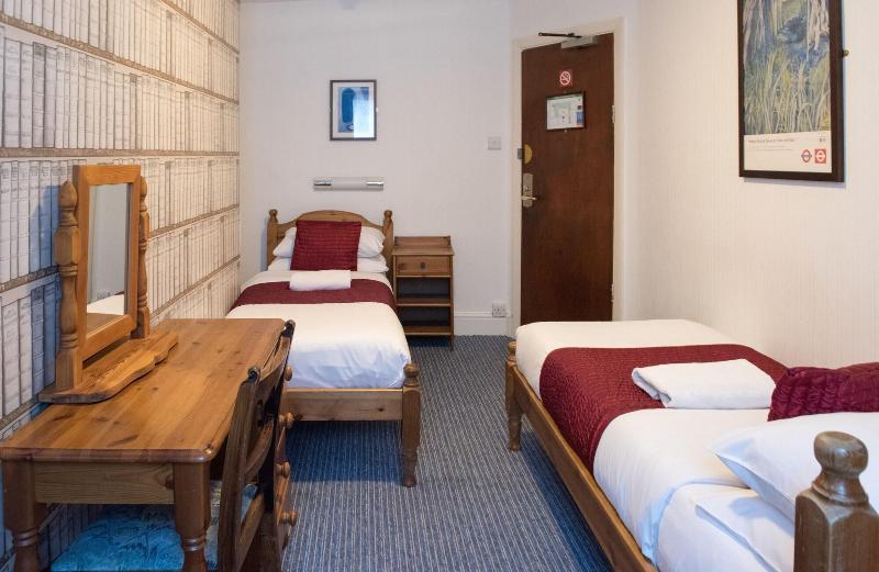 St Athans Hotel - Oda