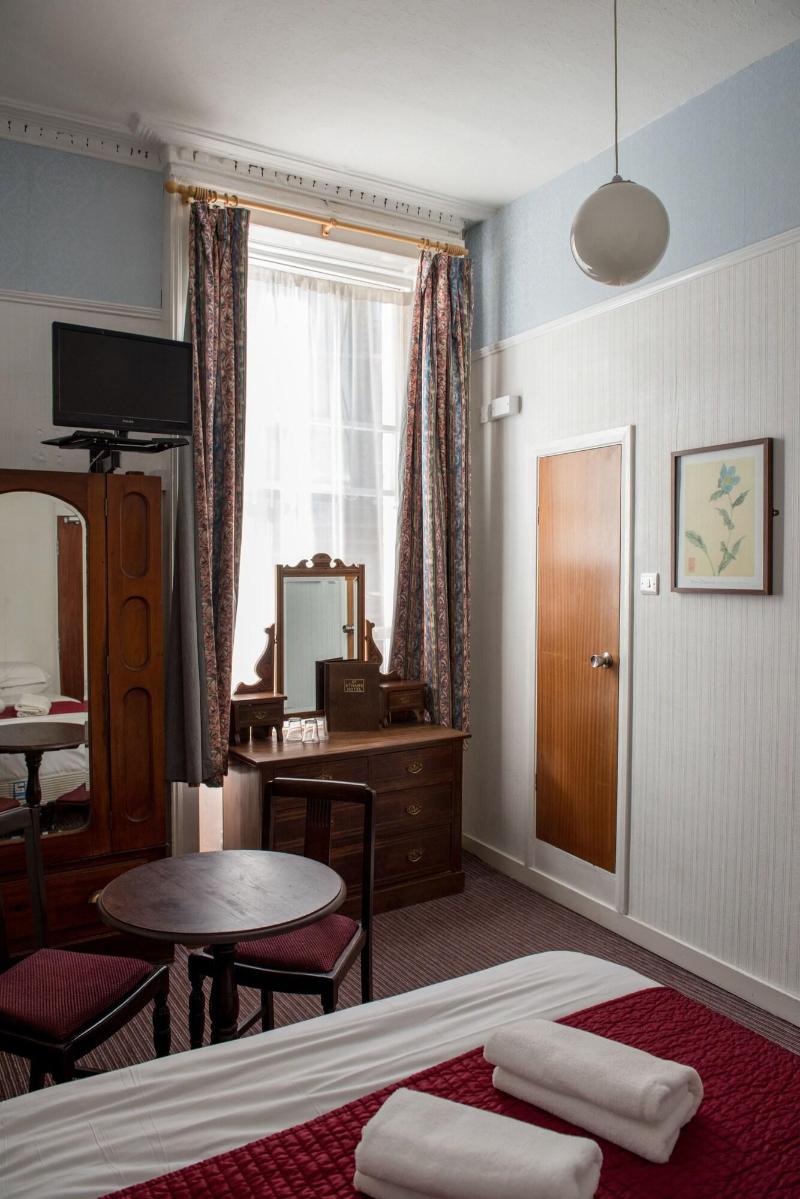 St Athans Hotel - Oda
