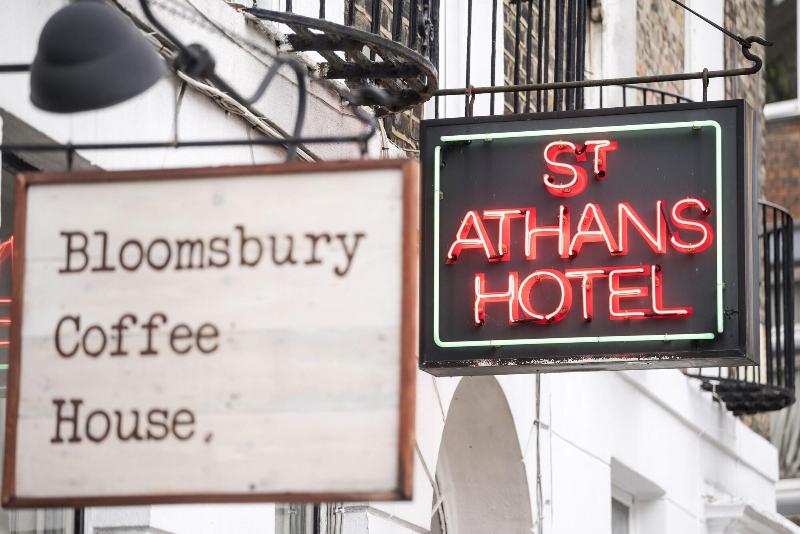 St Athans Hotel - Restoran