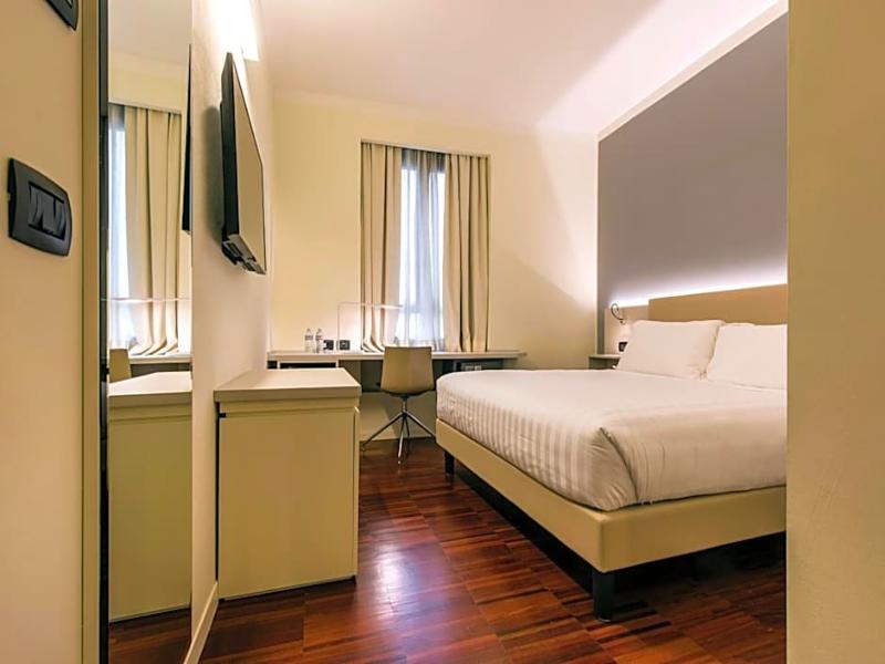 43 Station Hotel - Oda