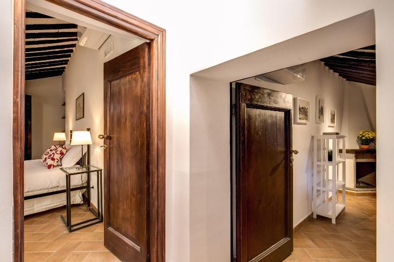 Piccolo Trevi Suites - Lobi