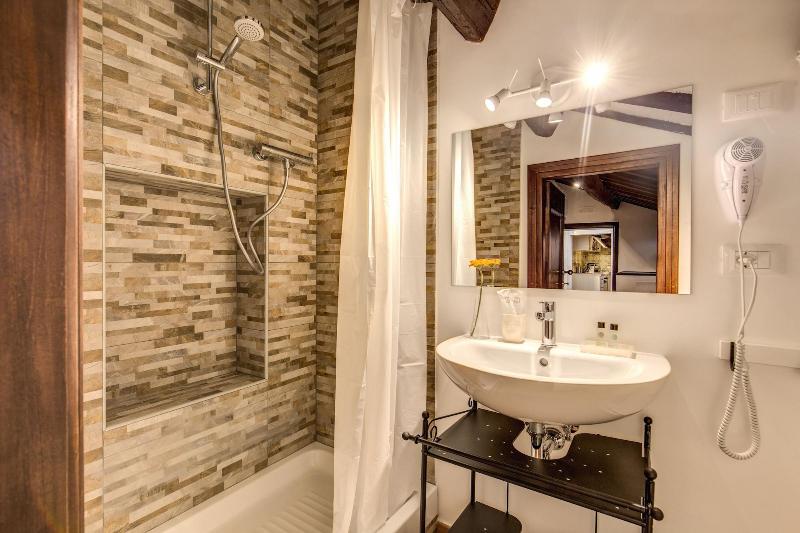 Piccolo Trevi Suites - Oda