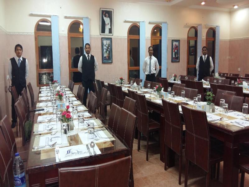 Shorfet Al Alamin Hotel - Restoran