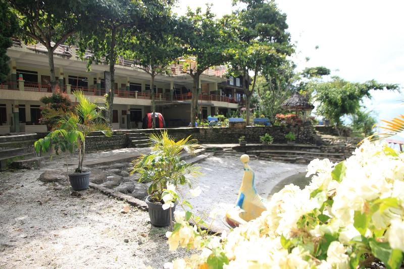 Pandu Lakeside Parapat Hotel - Genel
