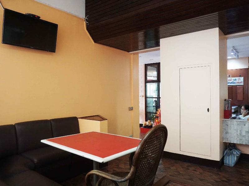 Sureena Hotel - Lobi