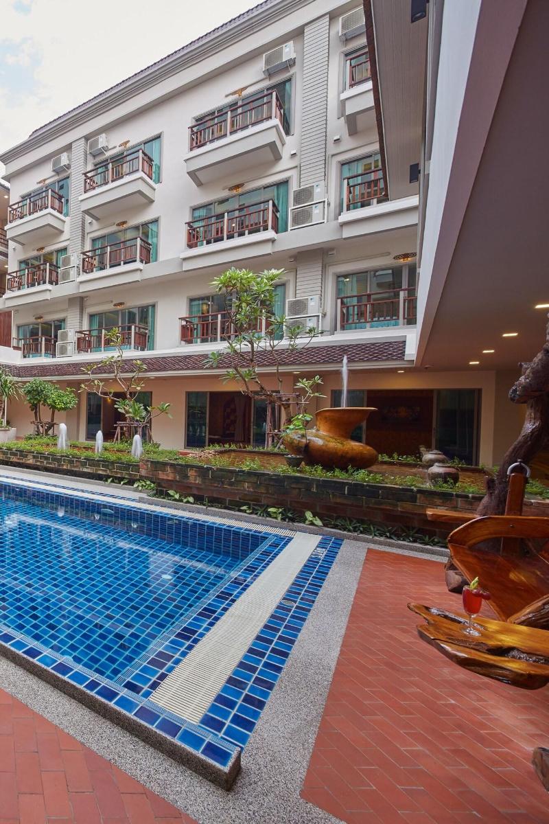 The Agate Pattaya Boutique Resort - Havuz