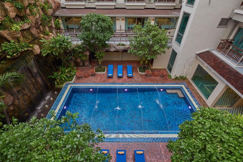 The Agate Pattaya Boutique Resort - Havuz