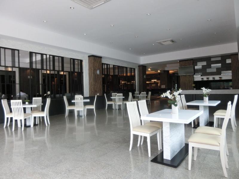 The Grand Day Night - Restoran