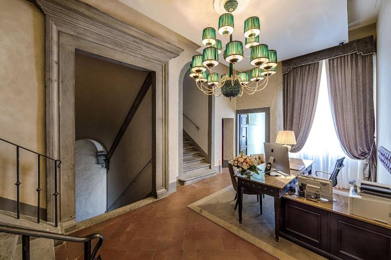 Palazzo Roselli Cecconi - Lobi