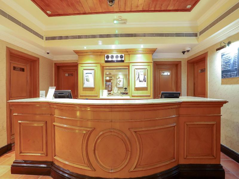 City Plaza Hotel - Lobi