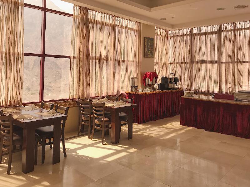 Mirage Hotel Al Aqah - Restoran