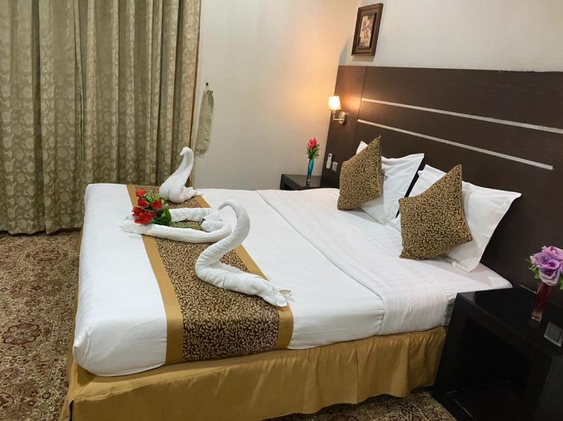 Rest Night Hotel Suites Al Nafal - Oda