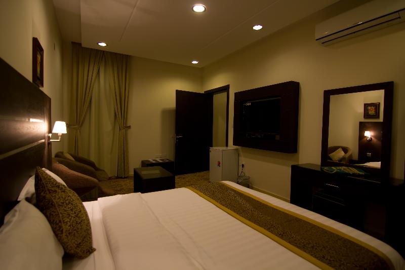 Rest Night Hotel Suites Al Nafal - Oda