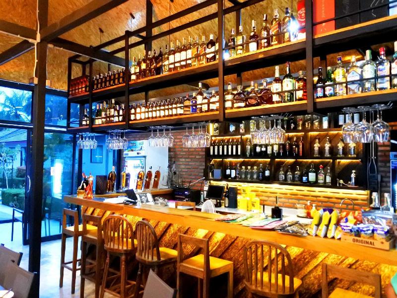 Neenlawat Riverside - Bar