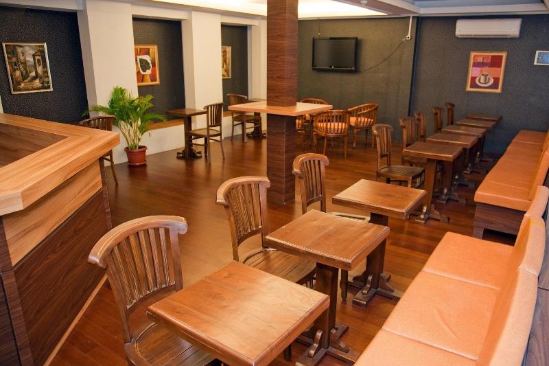 Rumah Shinta - Restoran