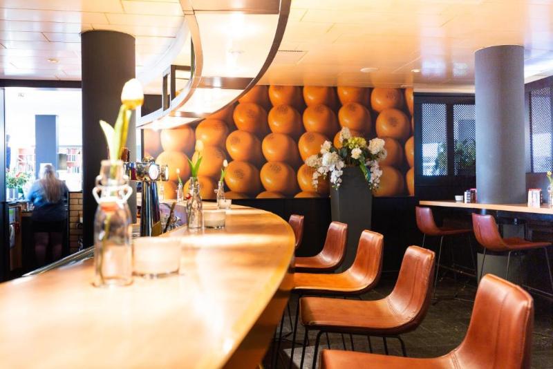 Best Western Plus Amsterdam Airport Hotel - Bar