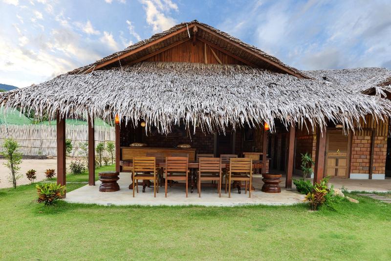 Pingchan Koh Phangan Beachfront Resort - Lobi