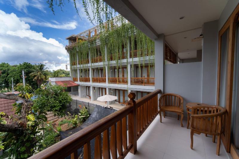 Komodo Lodge - Genel